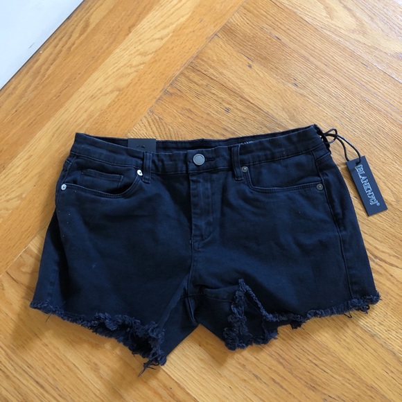 BLANK NYC BLACK ASTOR SHORTS 🩳28 - Picture 1 of 6
